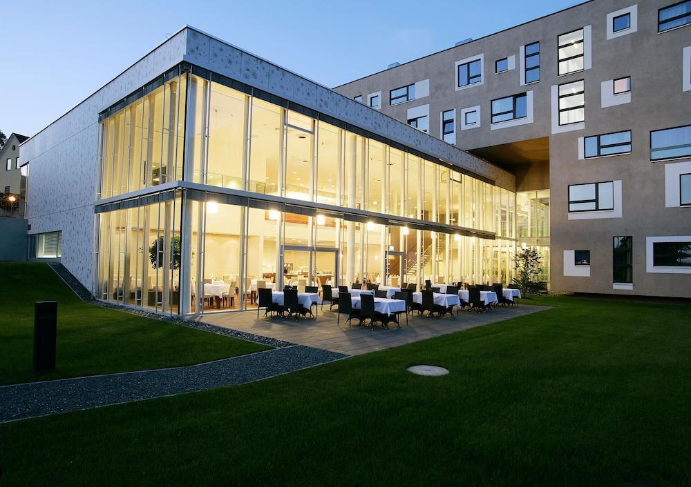 Hotel Die Zeit Санкт-Файт-ан-дер-Глан Экстерьер фото