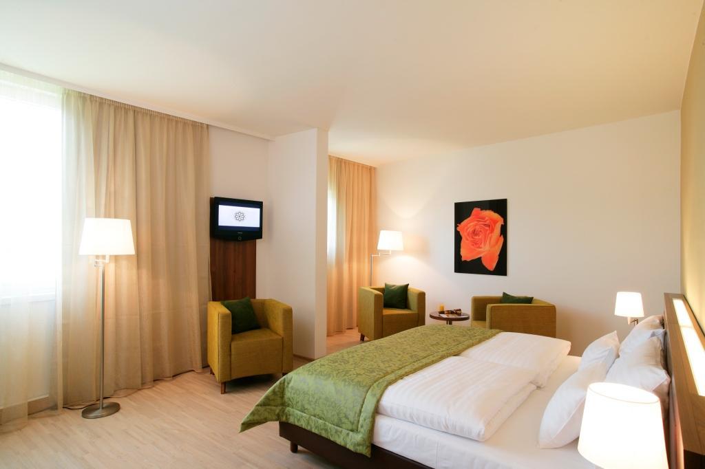 Hotel Die Zeit Санкт-Файт-ан-дер-Глан Экстерьер фото